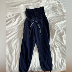FIGS maternity jogger scrub pant navy size M